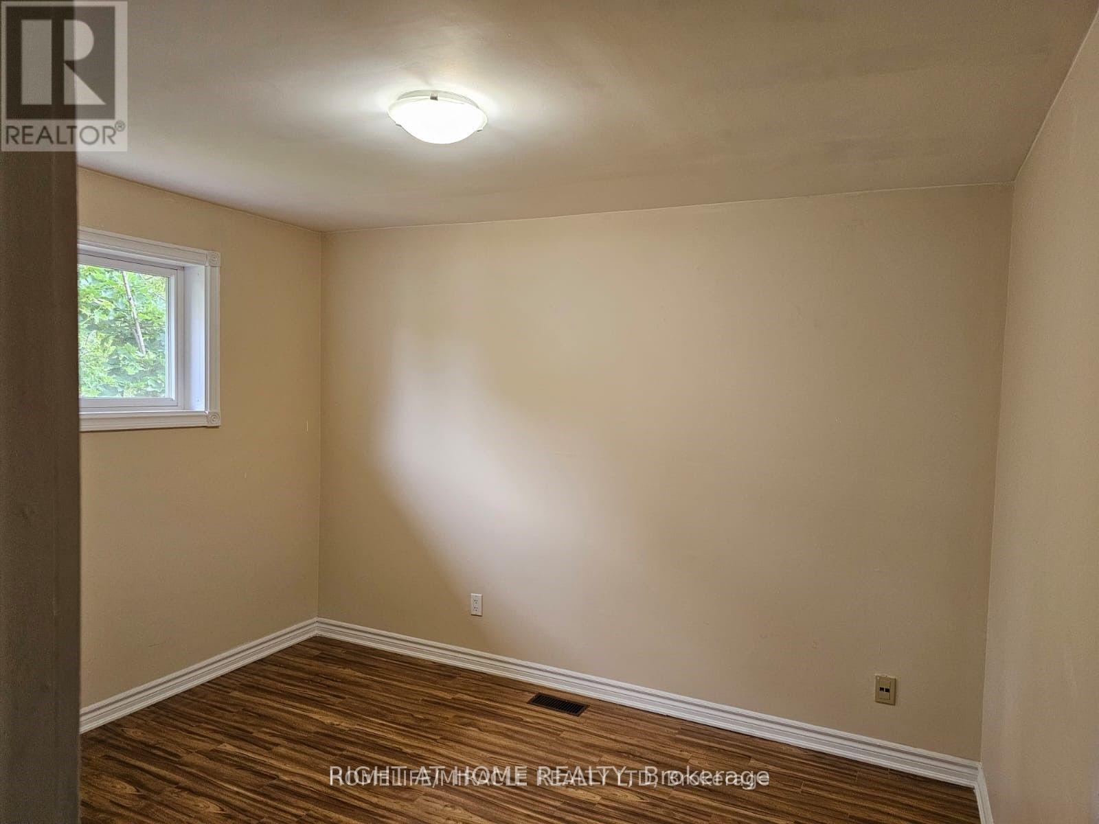 Main - 730 Sheppard Avenue, Pickering, Ontario  L1V 1G5 - Photo 8 - E12425342