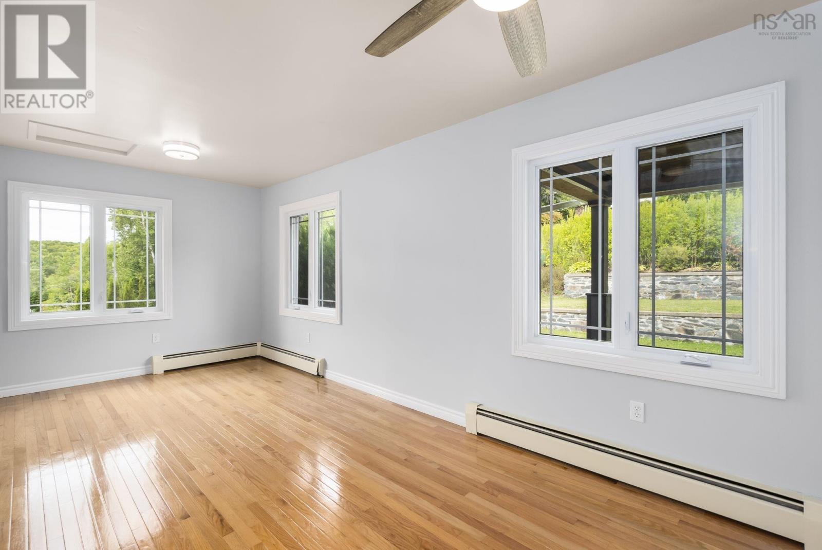 565 Lakeview Avenue, Middle Sackville, Nova Scotia  B4E 3B8 - Photo 14 - 202523070