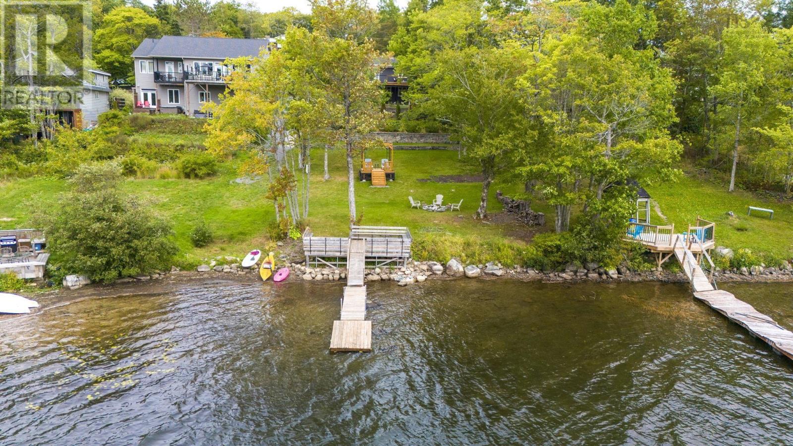 565 Lakeview Avenue, Middle Sackville, Nova Scotia  B4E 3B8 - Photo 3 - 202523070