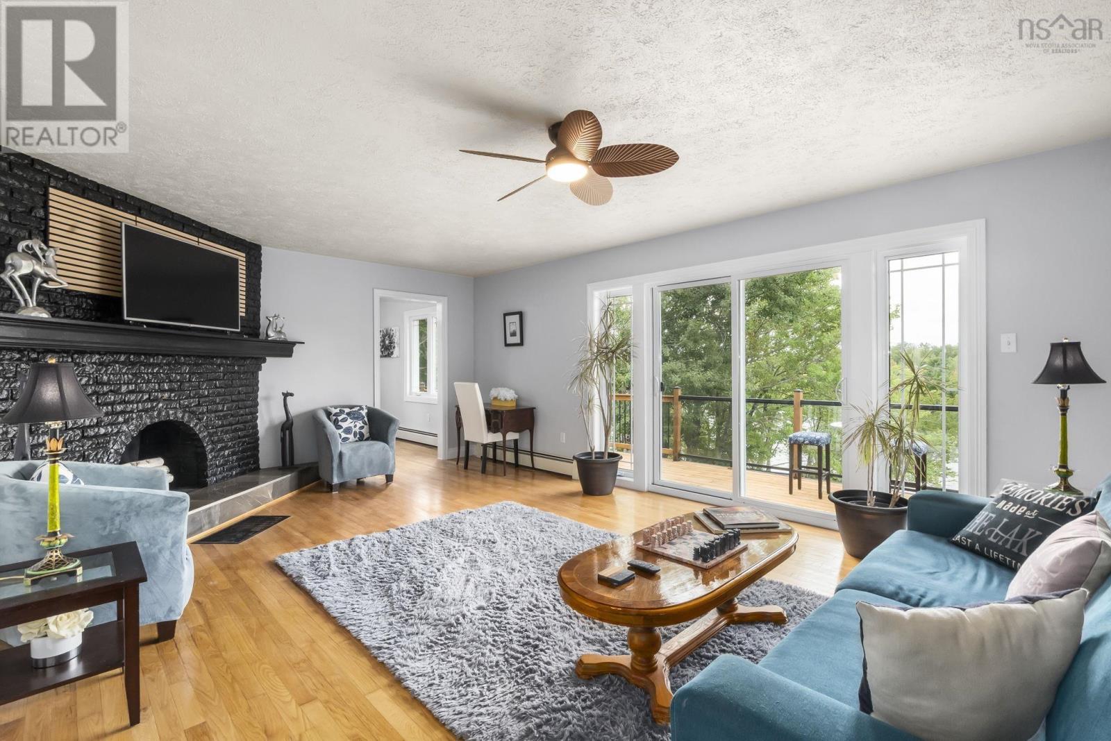 565 Lakeview Avenue, Middle Sackville, Nova Scotia  B4E 3B8 - Photo 4 - 202523070