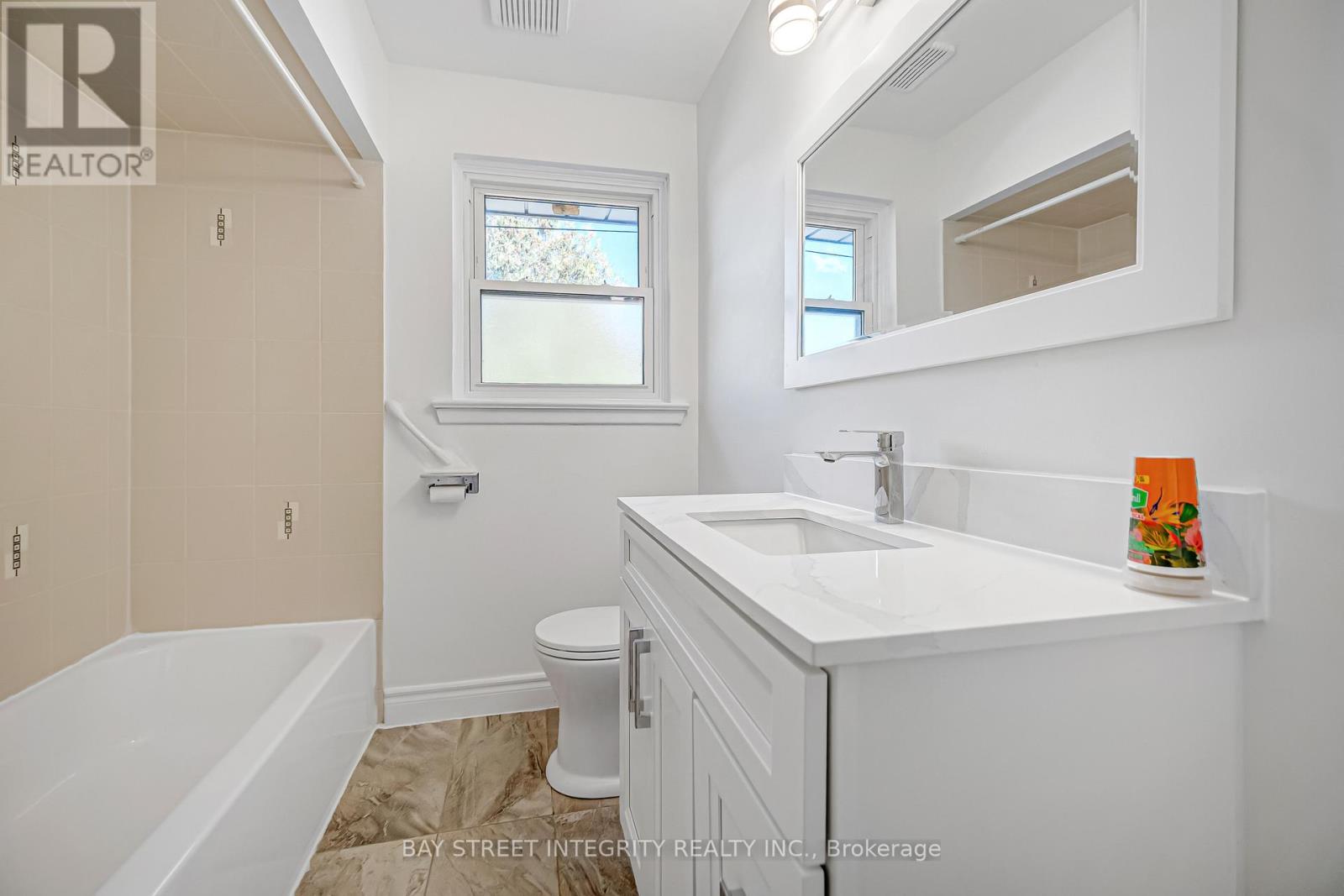14 Madrid Street, Toronto, Ontario  M1P 4L8 - Photo 27 - E12491624