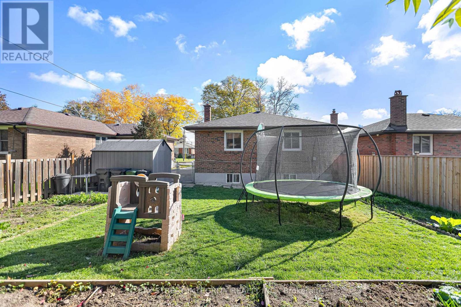 14 Madrid Street, Toronto, Ontario  M1P 4L8 - Photo 39 - E12491624