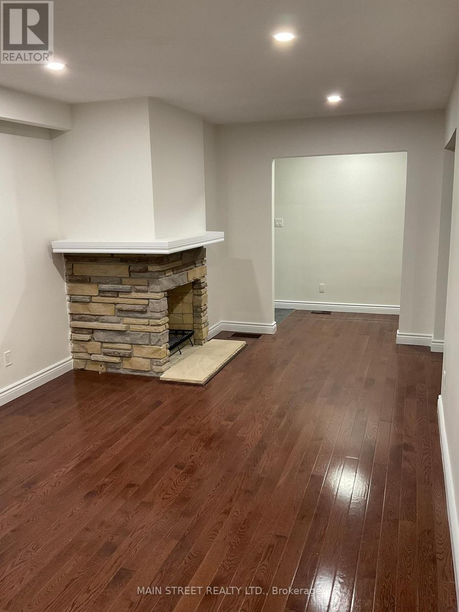 Main Floor - 4365 7th Line, Bradford West Gwillimbury, Ontario  L0G 1B0 - Photo 3 - N12494206