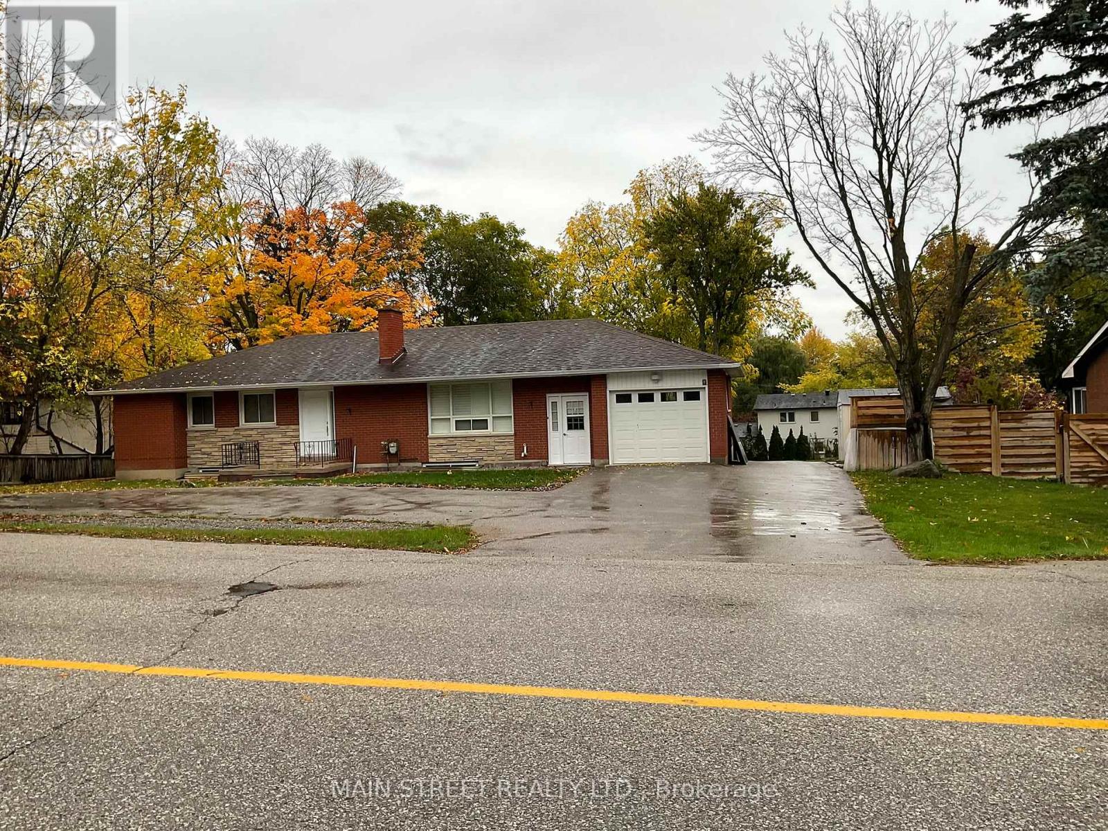 Main Floor - 4365 7th Line, Bradford West Gwillimbury, Ontario  L0G 1B0 - Photo 2 - N12494206