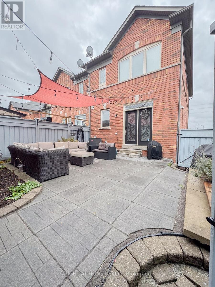 169 Zokol Drive, Aurora, Ontario  L4G 0C4 - Photo 27 - N12494290