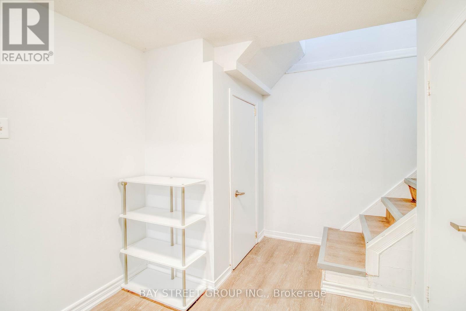 Basement #2 - 65 Davis Road N, Aurora, Ontario  L4G 2B4 - Photo 7 - N12494510