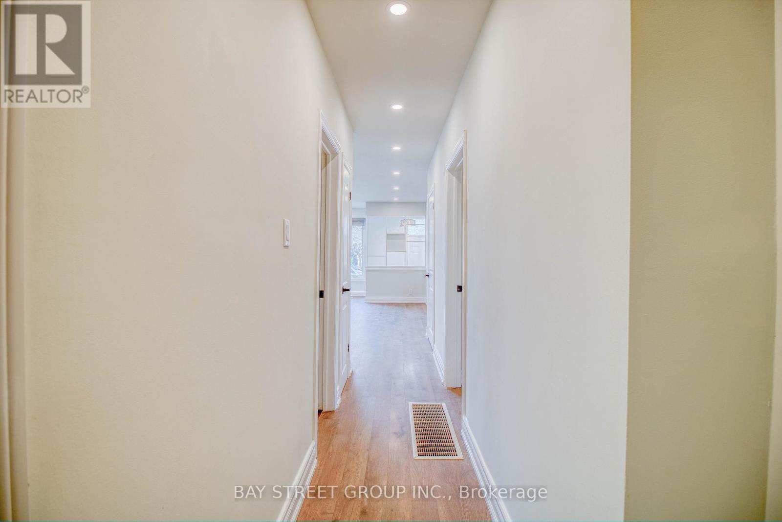 65 Davis Road, Aurora, Ontario  L4G 2B4 - Photo 27 - N12494522