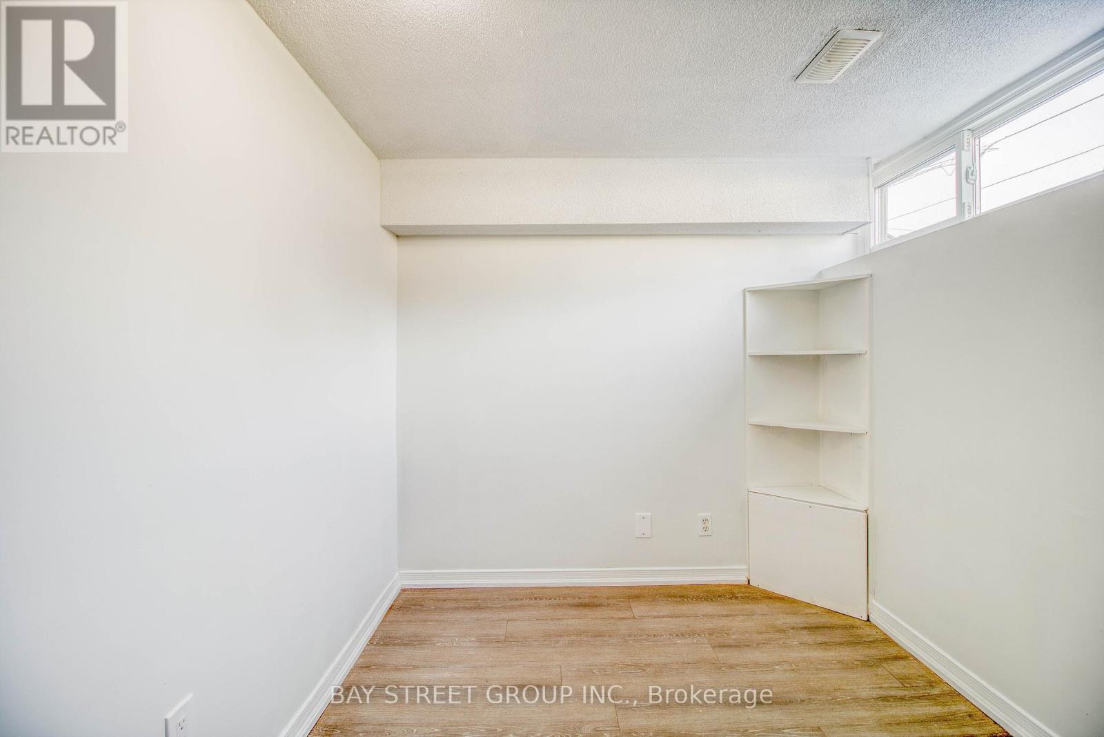 65 Davis Road, Aurora, Ontario  L4G 2B4 - Photo 36 - N12494522