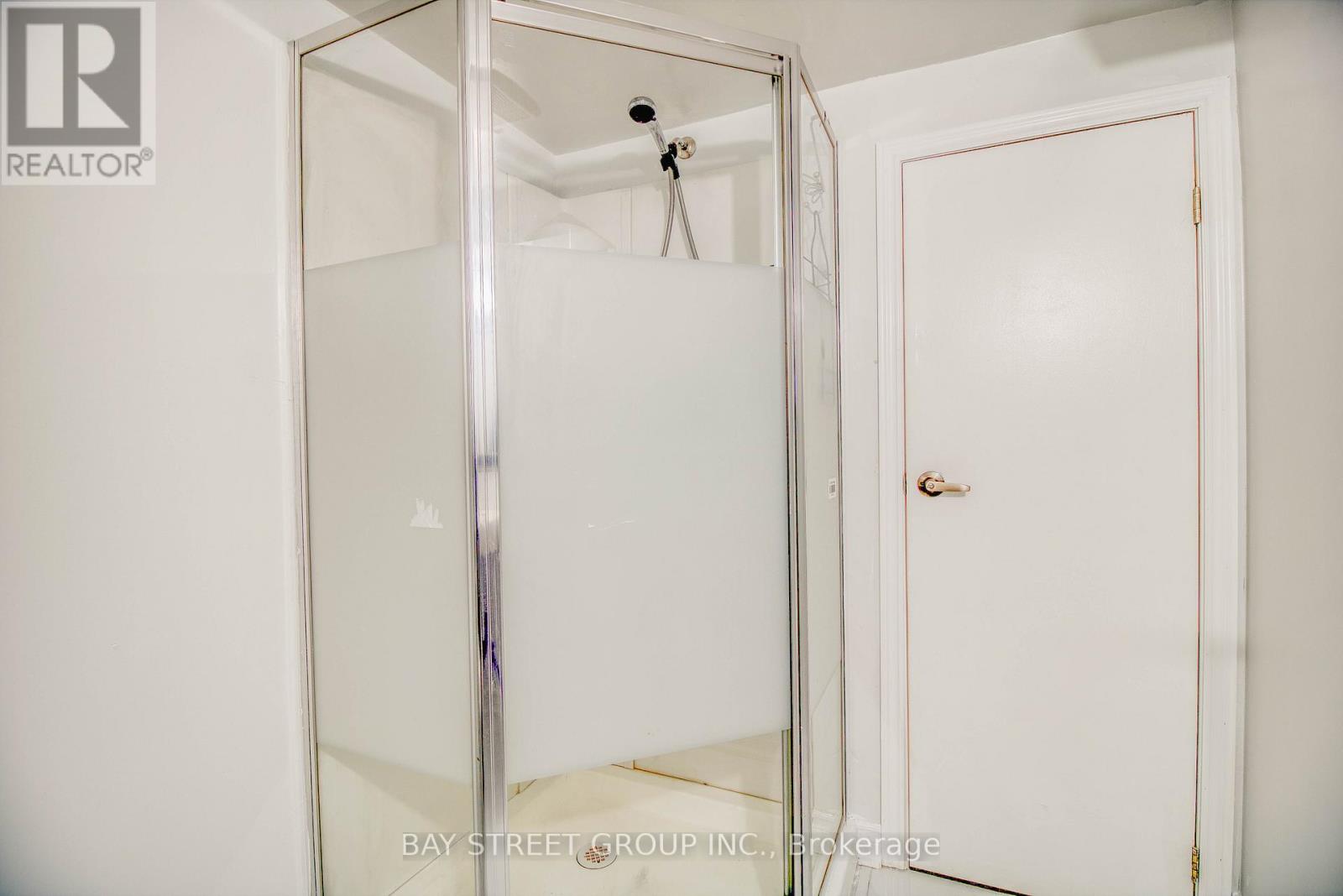 Basement #1 - 65 Davis Road N, Aurora, Ontario  L4G 2B4 - Photo 11 - N12494526