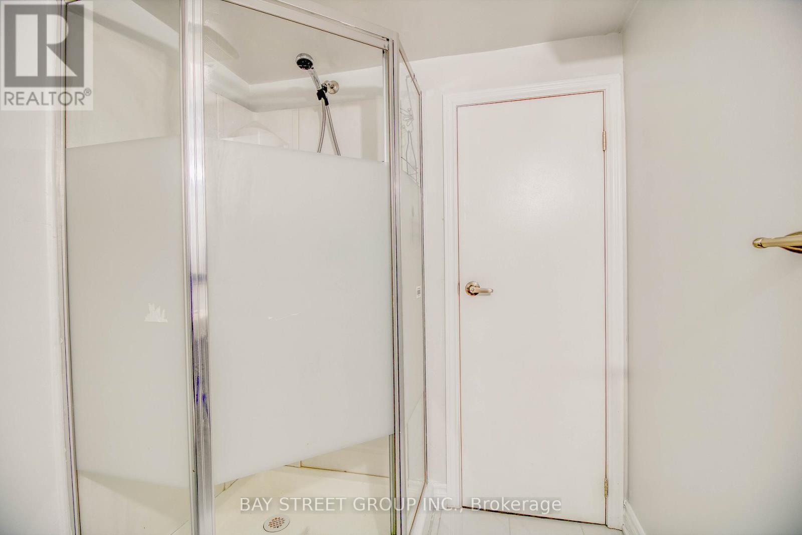 Basement #1 - 65 Davis Road N, Aurora, Ontario  L4G 2B4 - Photo 10 - N12494526