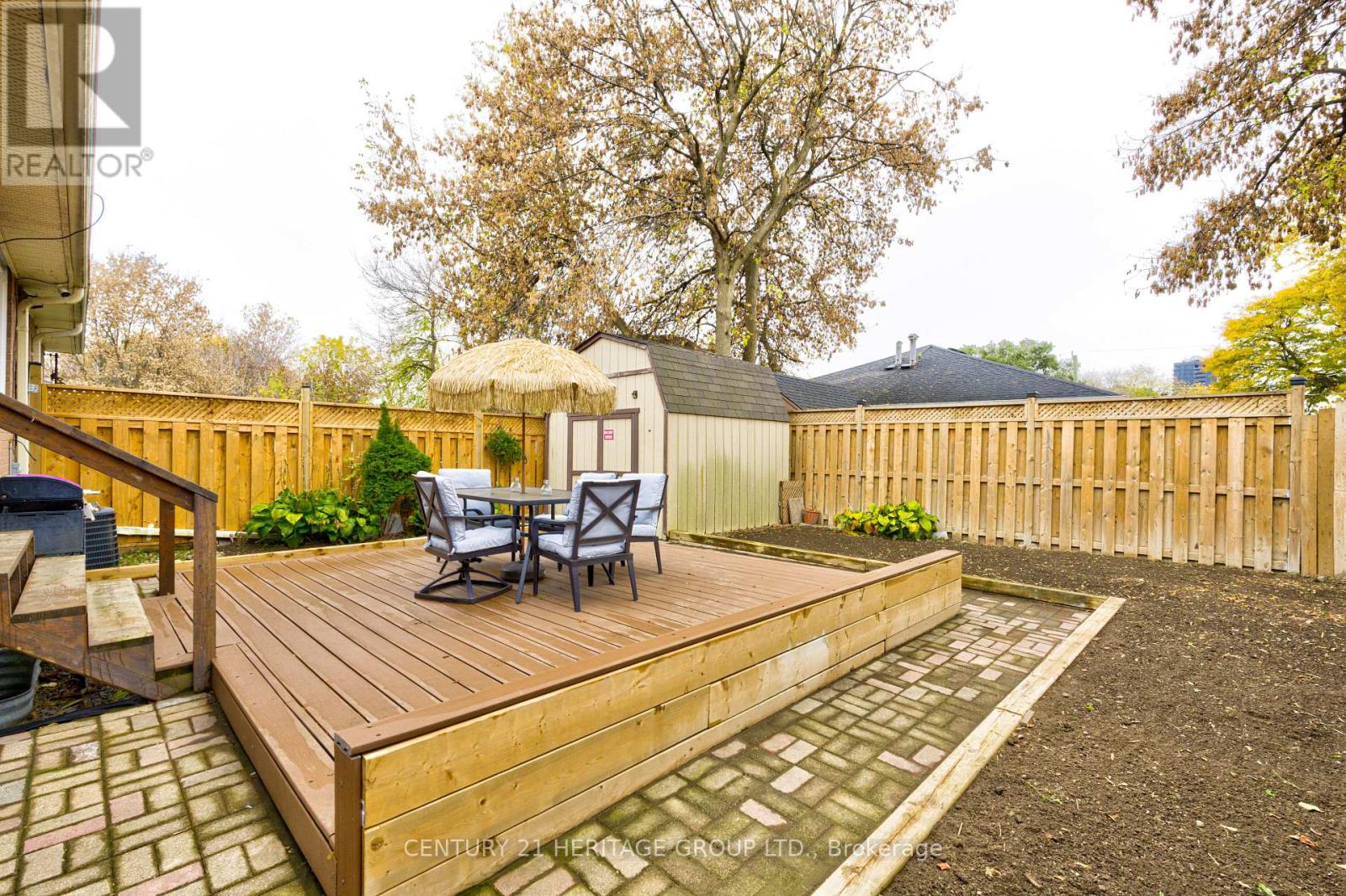 82 Harrison Drive, Newmarket, Ontario  L3Y 4P4 - Photo 41 - N12495592