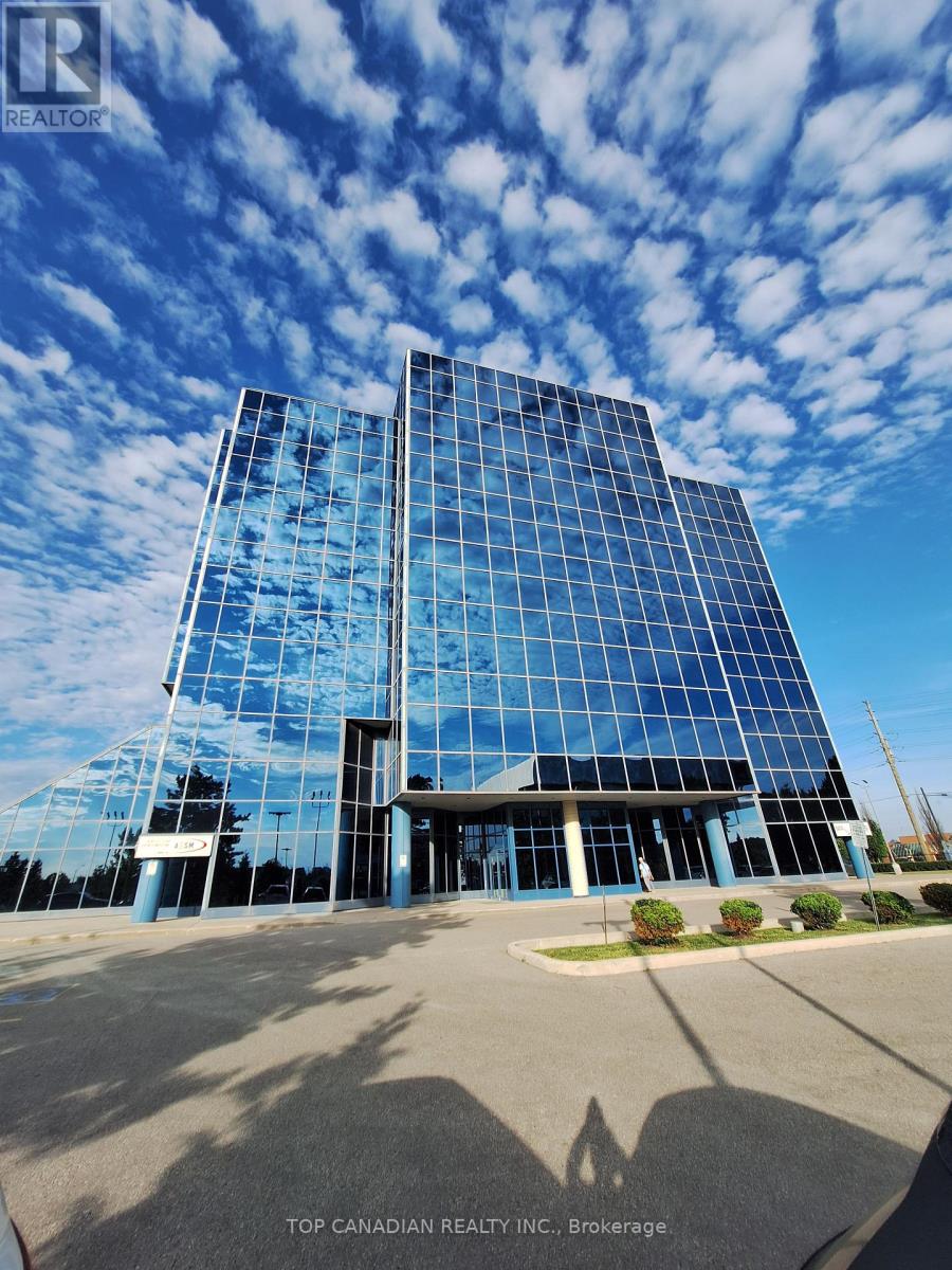 804 - 15 WERTHEIM COURT, Richmond Hill, Ontario