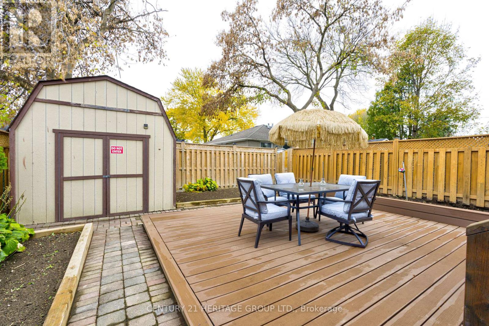 82 Harrison Drive, Newmarket, Ontario  L3Y 4P4 - Photo 43 - N12495592