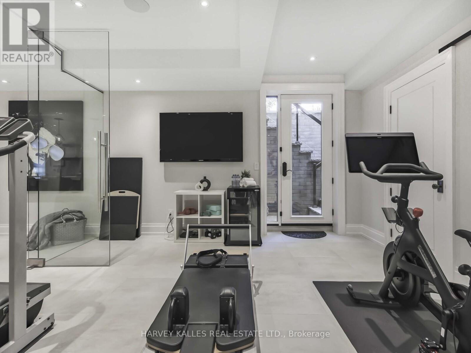 10 Malaren Road, Vaughan, Ontario  L6A 1E5 - Photo 43 - N12496584