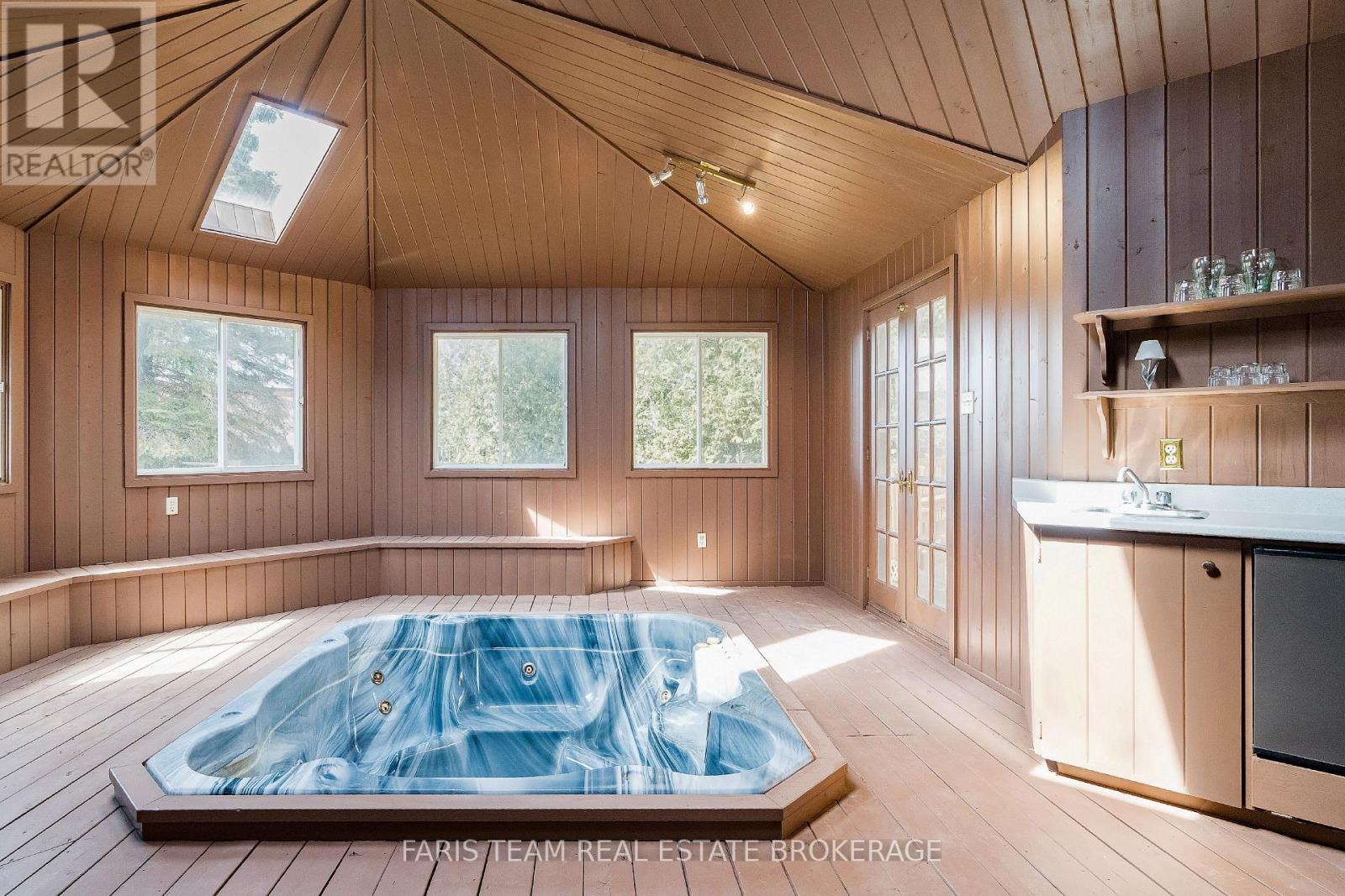 2 Heritage Road, Innisfil (Cookstown), Ontario  L0L 1L0 - Photo 17 - N12457126