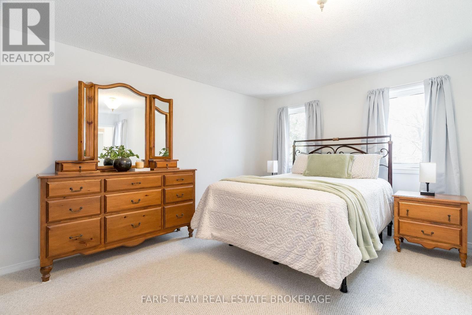 2 Heritage Road, Innisfil (Cookstown), Ontario  L0L 1L0 - Photo 24 - N12457126