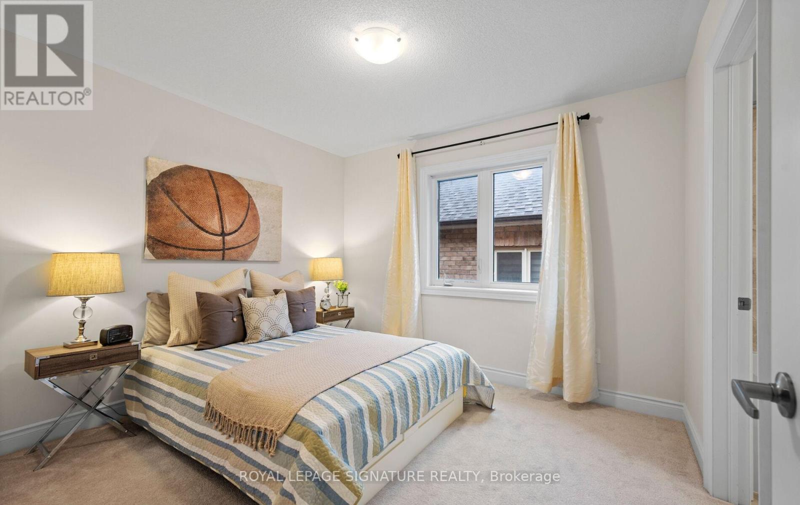 35 Clara May Avenue, East Gwillimbury, Ontario  L9N 0R4 - Photo 34 - N12493468