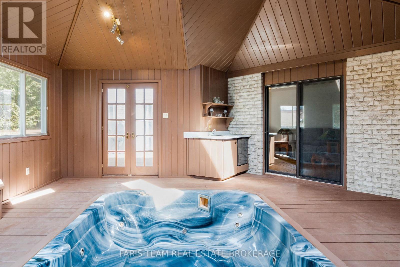 2 Heritage Road, Innisfil (Cookstown), Ontario  L0L 1L0 - Photo 19 - N12457126