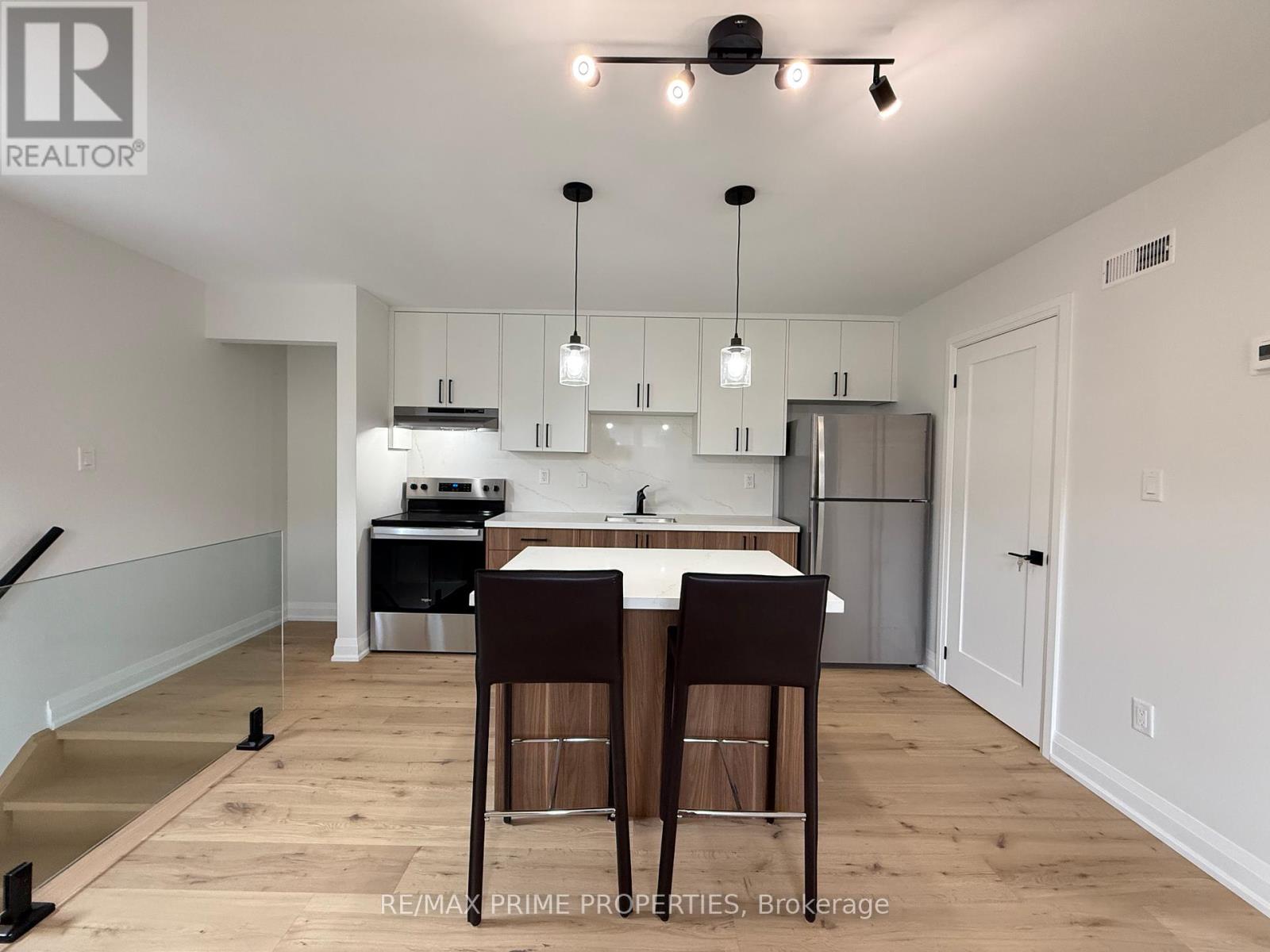 152 Whites Hill Avenue, Markham, Ontario  L6B 1C7 - Photo 31 - N12444678