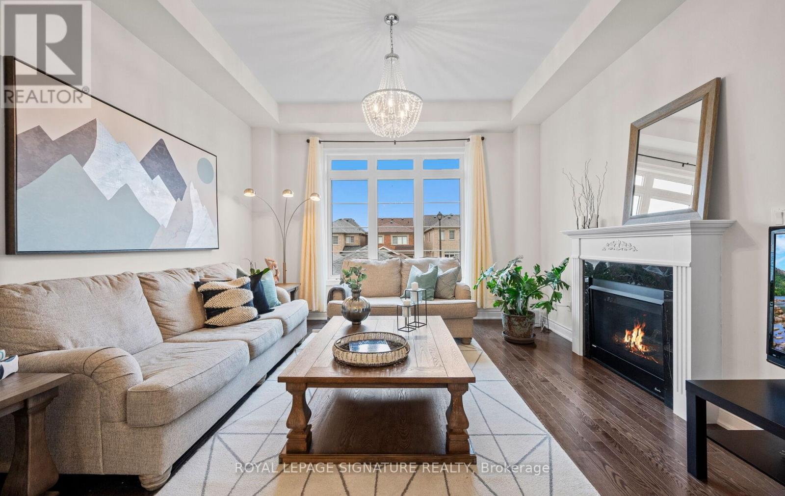 35 Clara May Avenue, East Gwillimbury, Ontario  L9N 0R4 - Photo 13 - N12493468