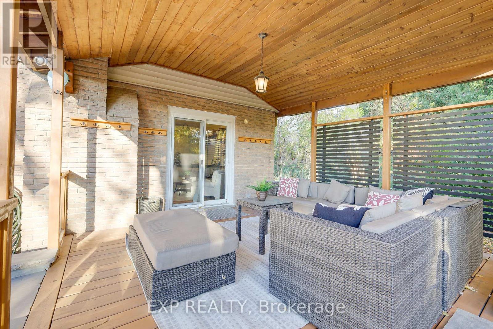 8 Renata Place, Markham, Ontario  L3R 2Y1 - Photo 33 - N12487088