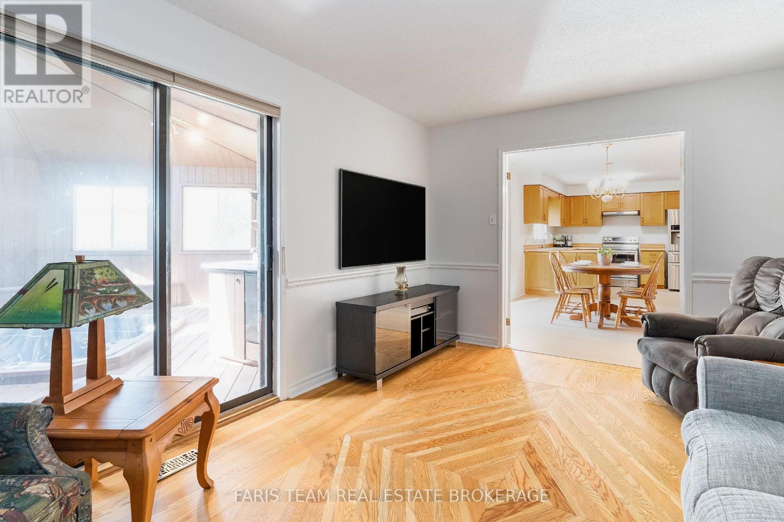 2 Heritage Road, Innisfil (Cookstown), Ontario  L0L 1L0 - Photo 16 - N12457126