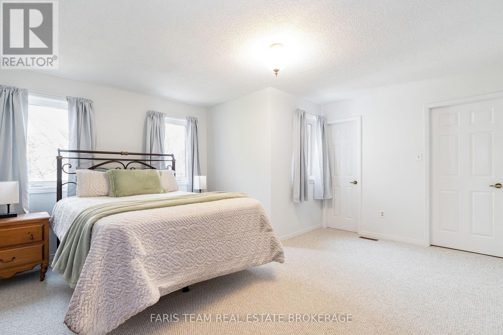 2 Heritage Road, Innisfil (Cookstown), Ontario  L0L 1L0 - Photo 23 - N12457126