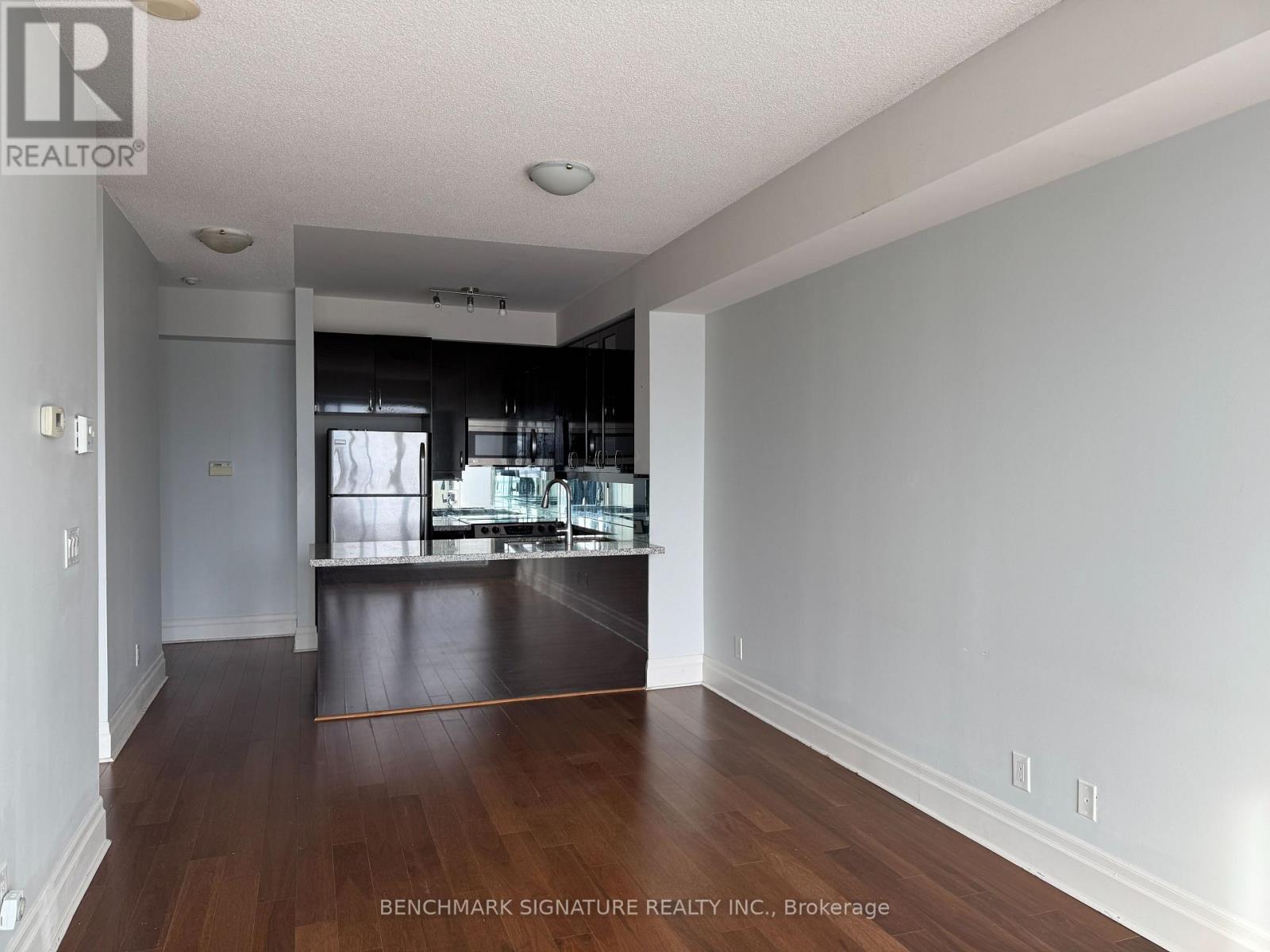 1001 - 151 Upper Duke Crescent, Markham, Ontario  L6G 0C9 - Photo 3 - N12493648