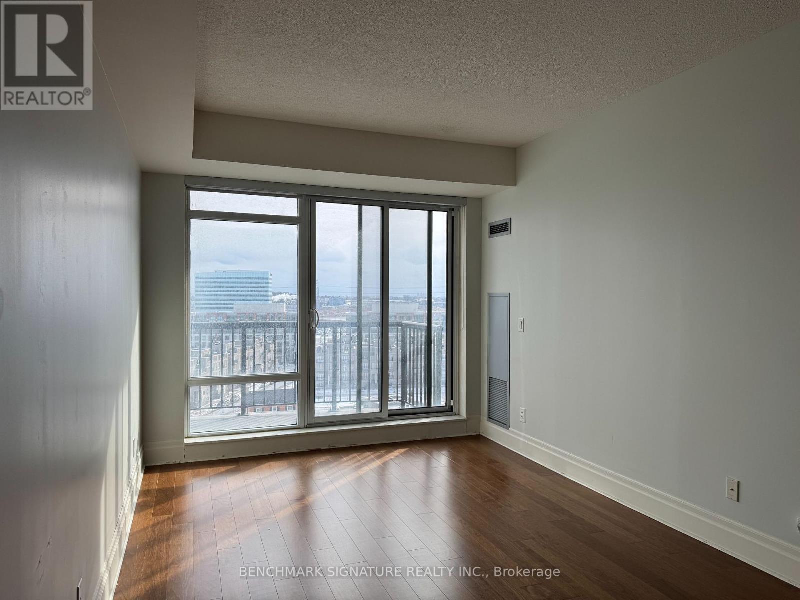 1001 - 151 Upper Duke Crescent, Markham, Ontario  L6G 0C9 - Photo 4 - N12493648