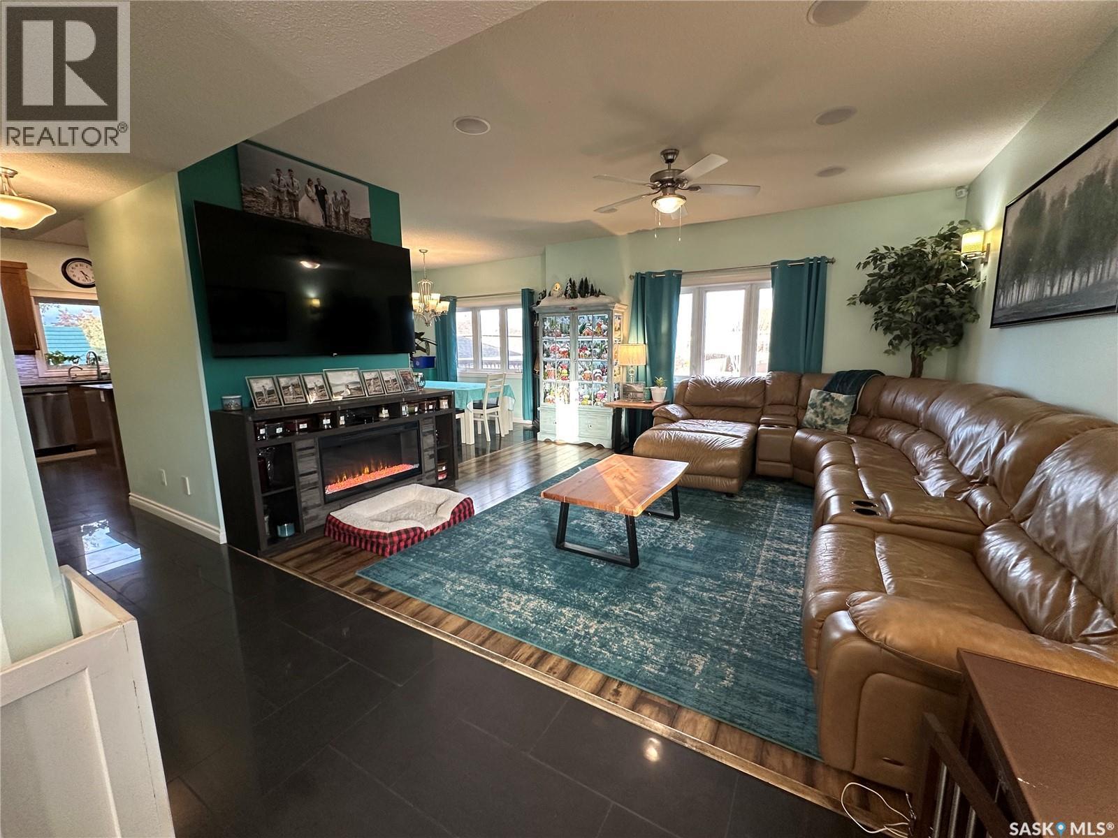 508 Cardinal Court, Shellbrook, Saskatchewan  S0J 2E0 - Photo 4 - SK022161