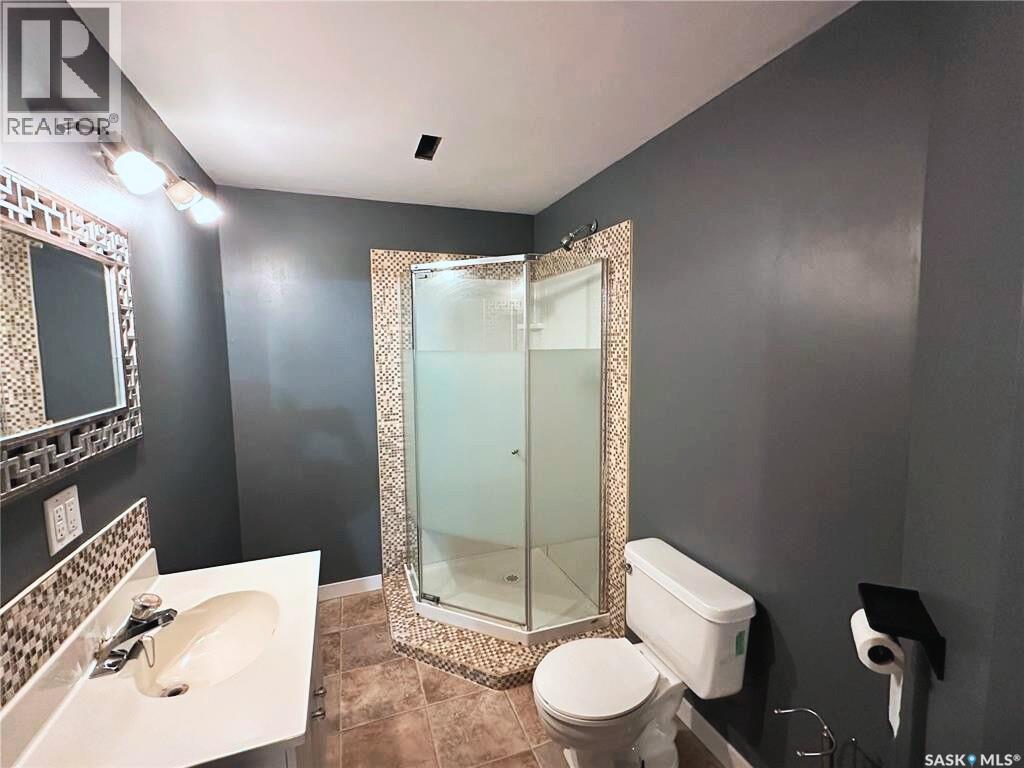 331 4th Street, Weyburn Rm No. 67, Saskatchewan  S0C 1X0 - Photo 16 - SK022112