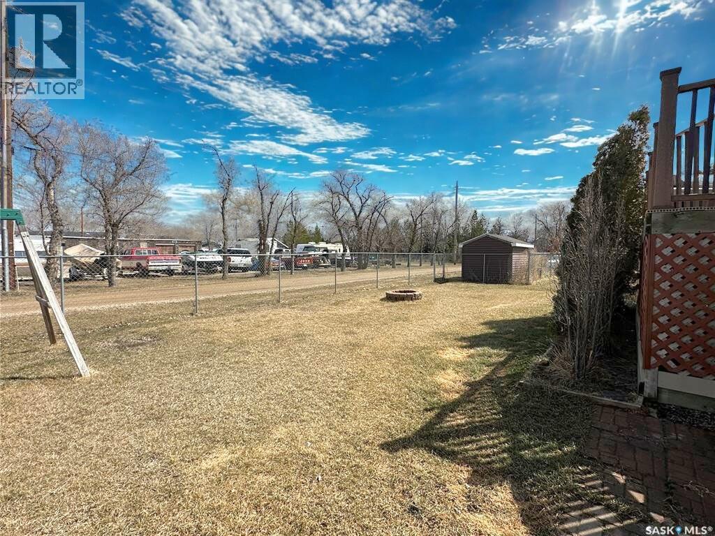 331 4th Street, Weyburn Rm No. 67, Saskatchewan  S0C 1X0 - Photo 23 - SK022112