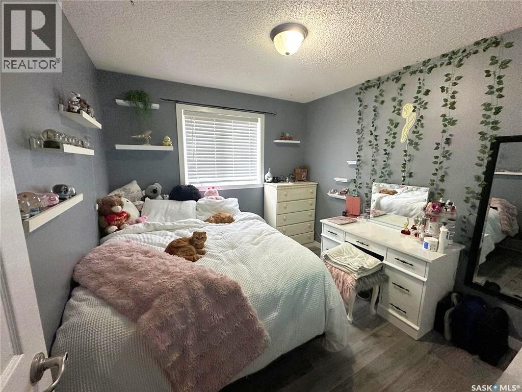 331 4th Street, Weyburn Rm No. 67, Saskatchewan  S0C 1X0 - Photo 9 - SK022112