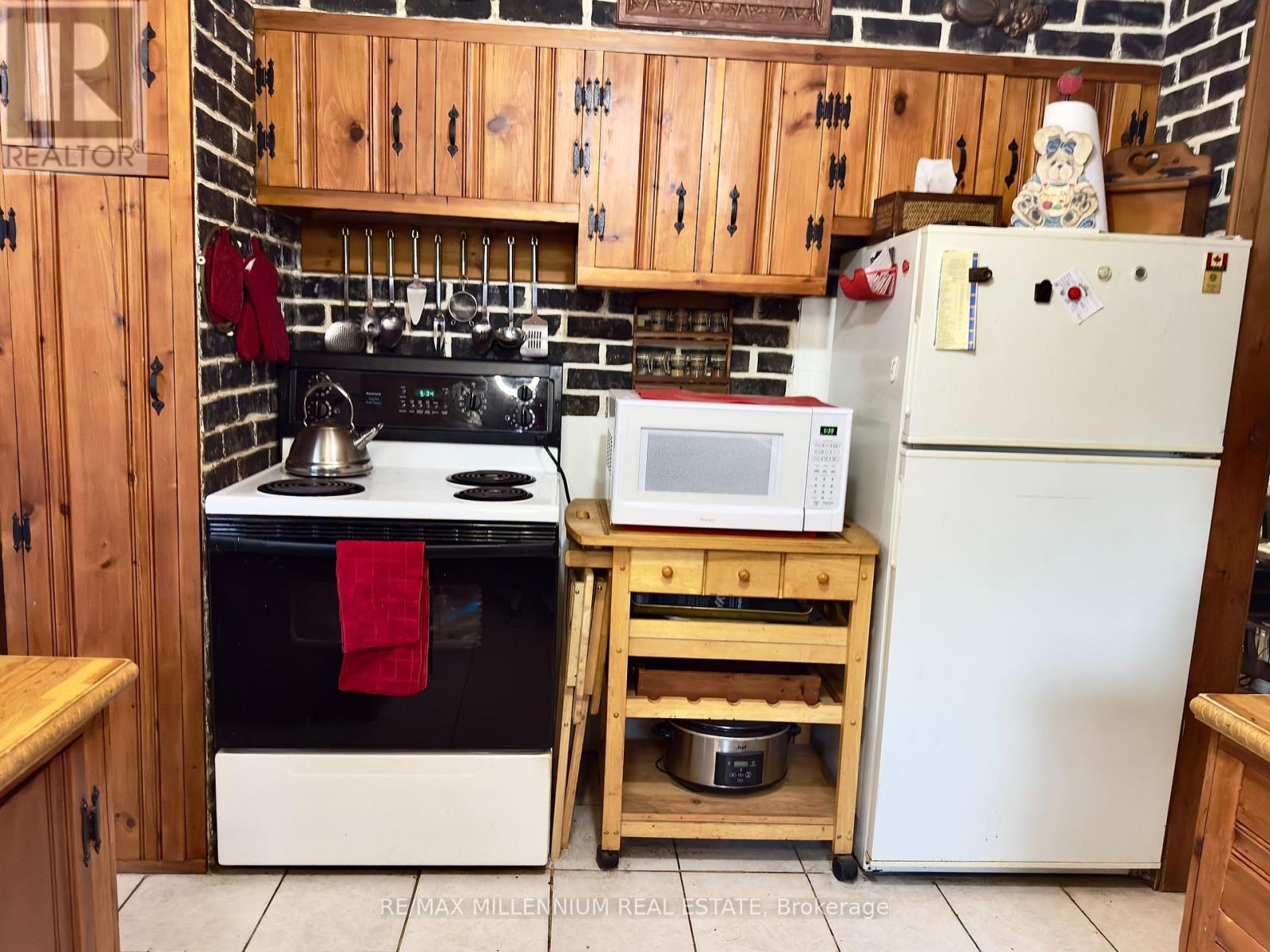 3741 Cedar Rapids Drive Sw, Severn (Marchmont), Ontario  L3V 6H2 - Photo 25 - S12495210