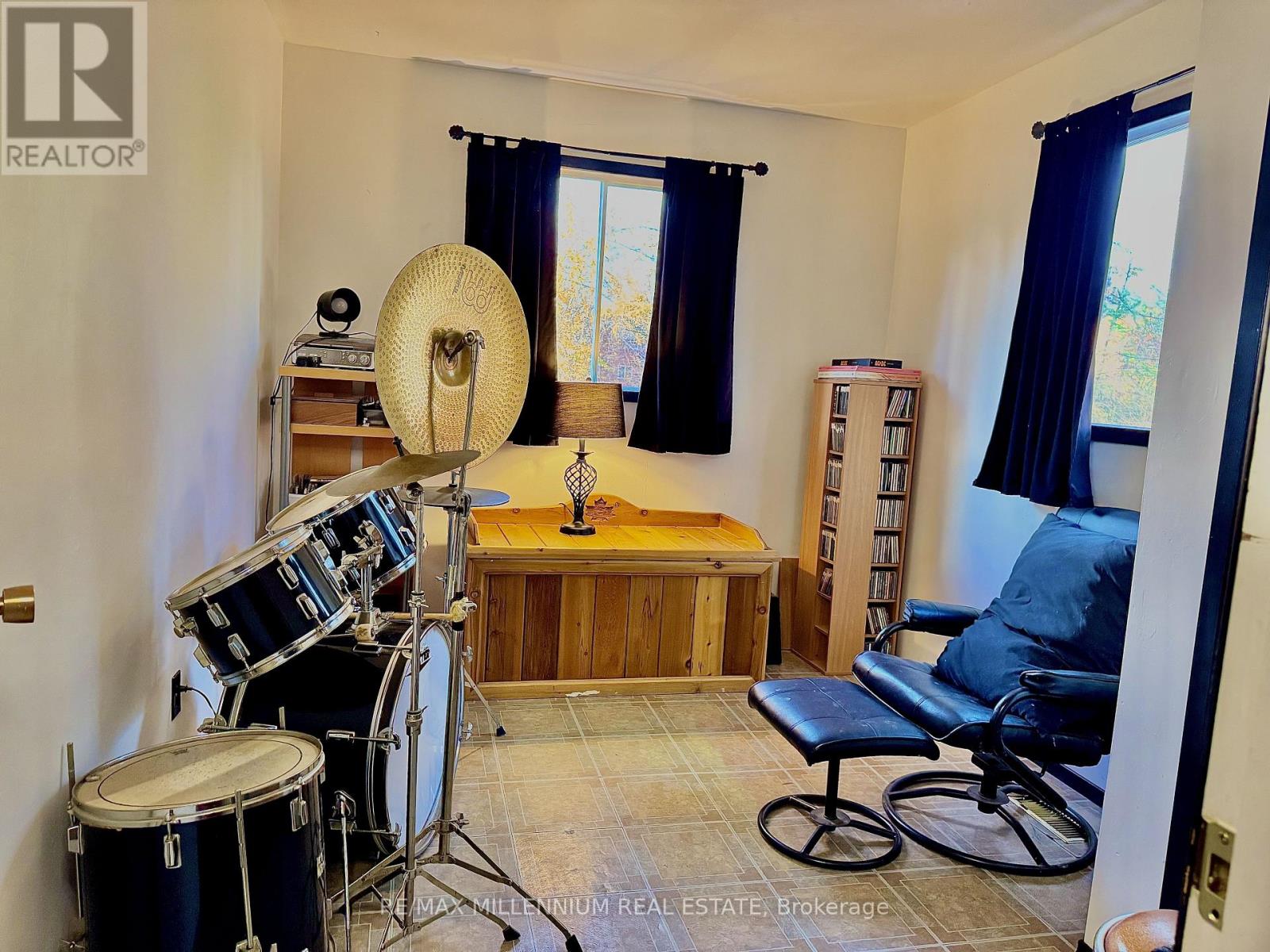 3741 Cedar Rapids Drive Sw, Severn (Marchmont), Ontario  L3V 6H2 - Photo 39 - S12495210