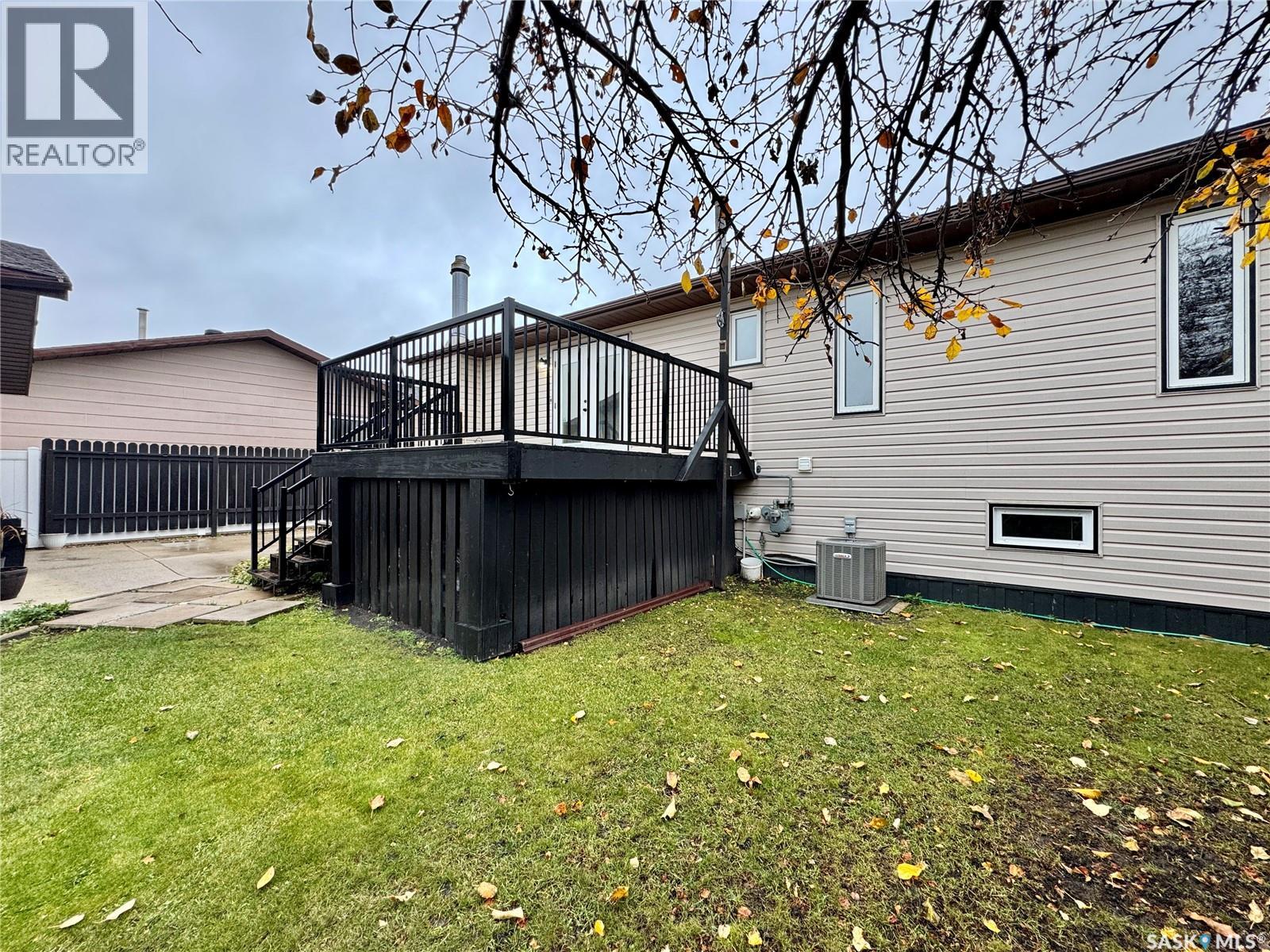 35 Blackwell Crescent, Yorkton, Saskatchewan  S3N 3Y2 - Photo 43 - SK022102