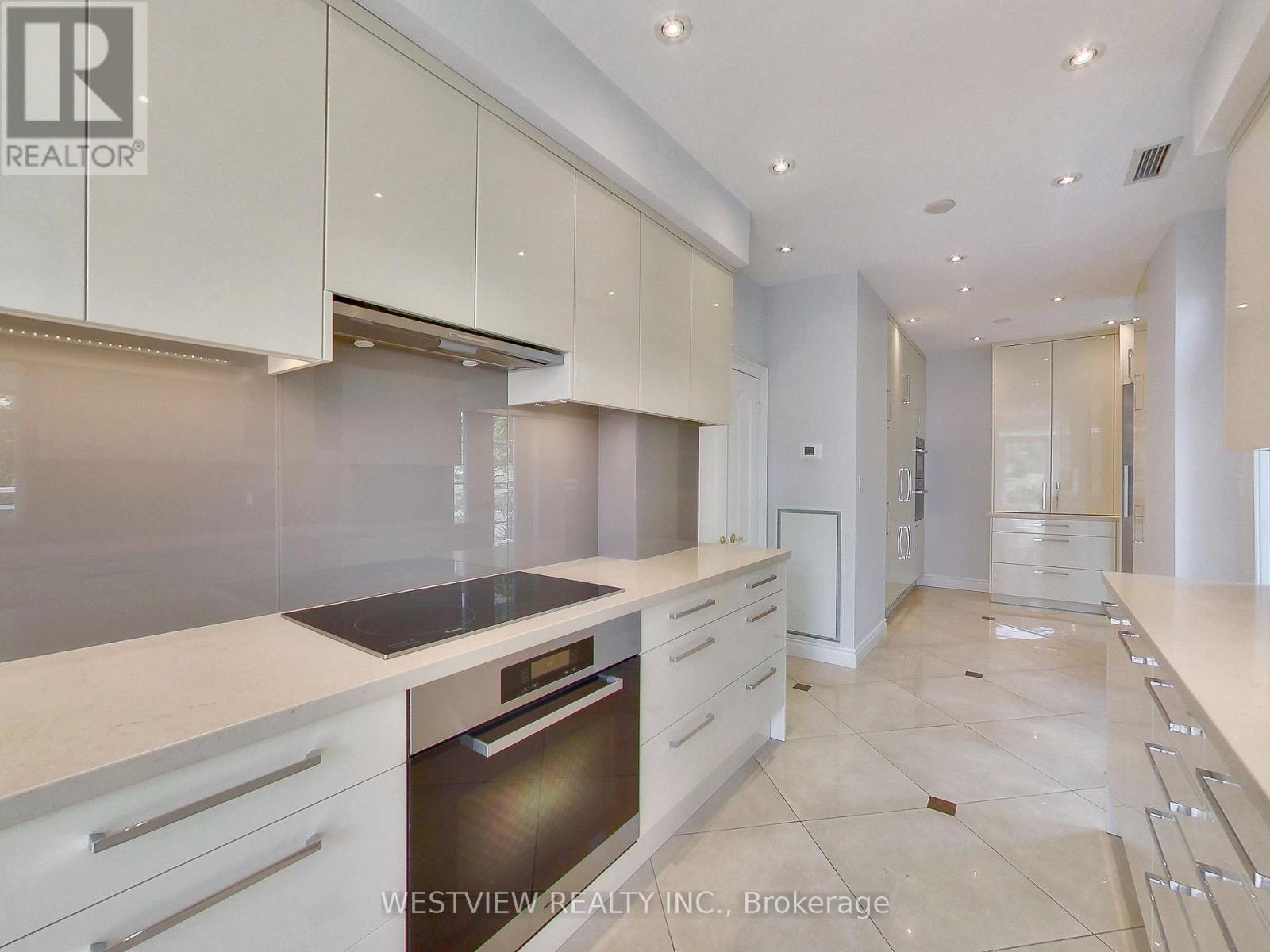 116 - 2111 Lake Shore Boulevard, Toronto, Ontario  M8V 4B2 - Photo 19 - W12268123