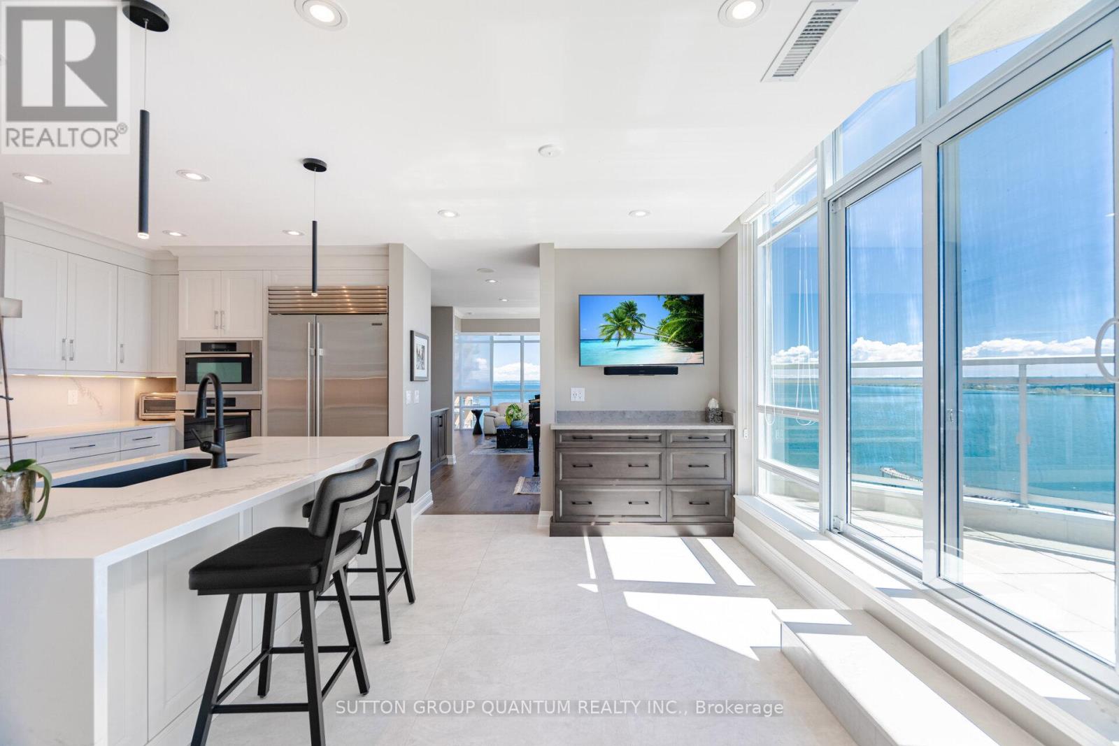 Ph2 - 360 Pearl Street, Burlington, Ontario  L7R 1E1 - Photo 10 - W12409021