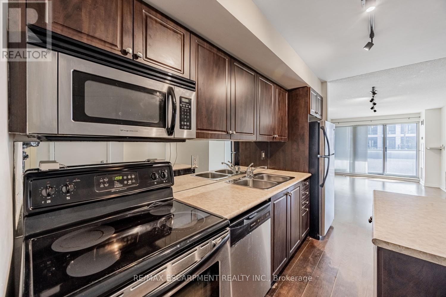 312 - 1040 The Queensway, Toronto, Ontario M8Z 0A7 - Photo 15 - W12452994