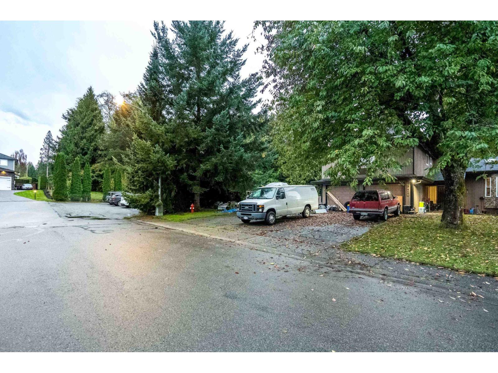 9417 204a Street, Langley, British Columbia  V1M 1Y9 - Photo 5 - R3061297