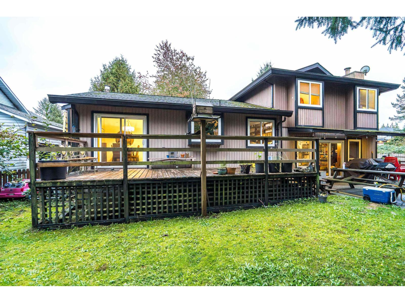 9417 204a Street, Langley, British Columbia  V1M 1Y9 - Photo 35 - R3061297