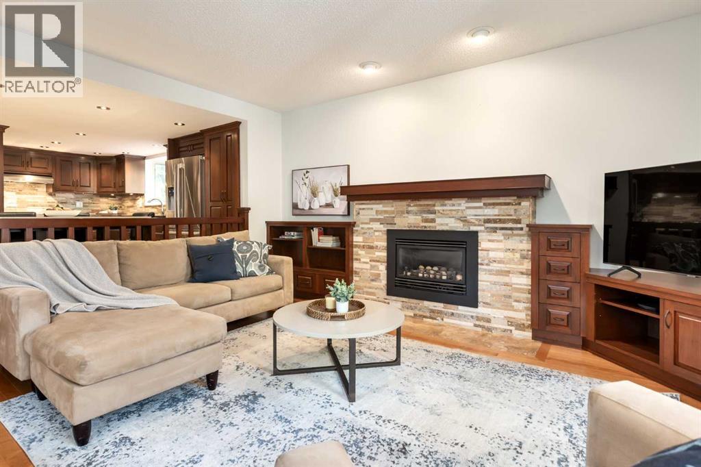 4 Wood Willow Place Sw, Calgary, Alberta  T2W 4H5 - Photo 14 - A2259333