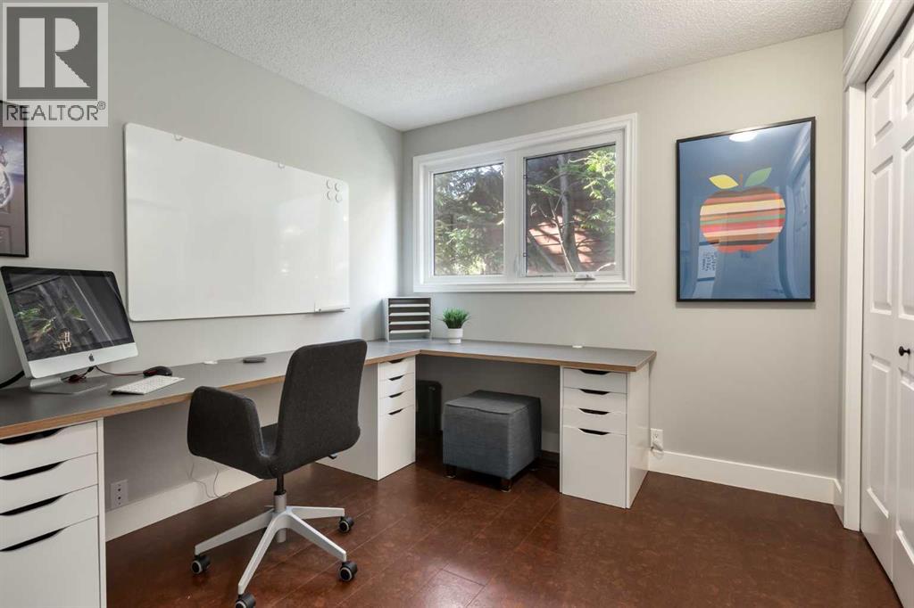 4 Wood Willow Place Sw, Calgary, Alberta  T2W 4H5 - Photo 17 - A2259333