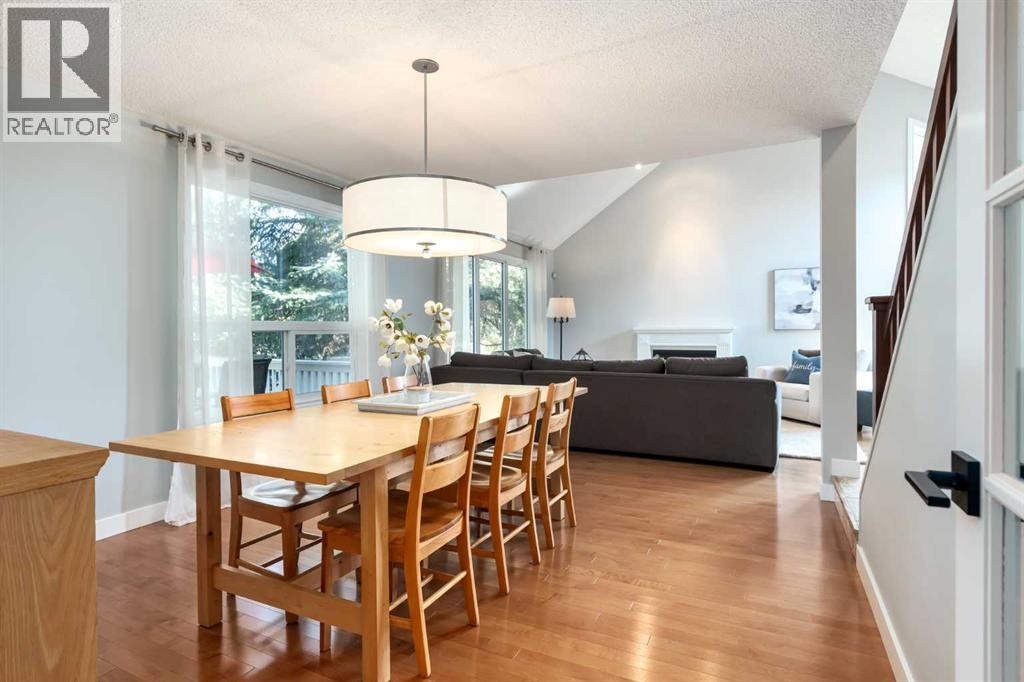 4 Wood Willow Place Sw, Calgary, Alberta  T2W 4H5 - Photo 7 - A2259333