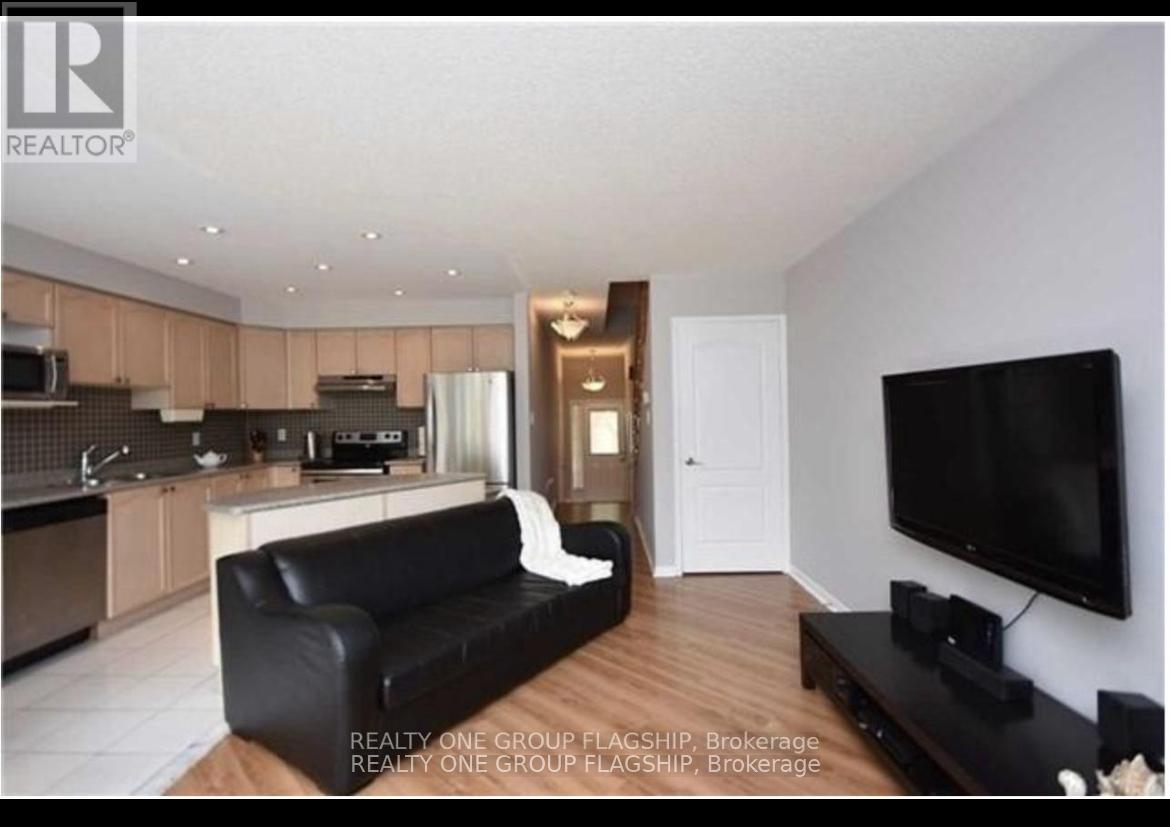 166 - 5530 Glen Erin Drive, Mississauga, Ontario L5M 6E8 - Photo 2 - W12479737