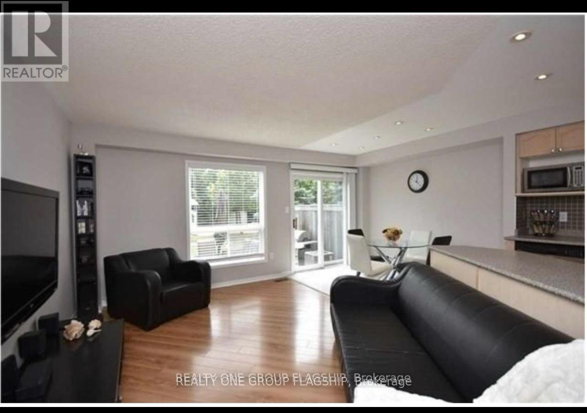 166 - 5530 Glen Erin Drive, Mississauga, Ontario L5M 6E8 - Photo 3 - W12479737