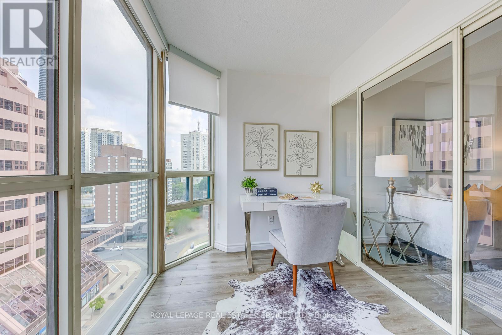 1008 - 265 Enfield Place, Mississauga, Ontario  L5B 3Y7 - Photo 12 - W12490126