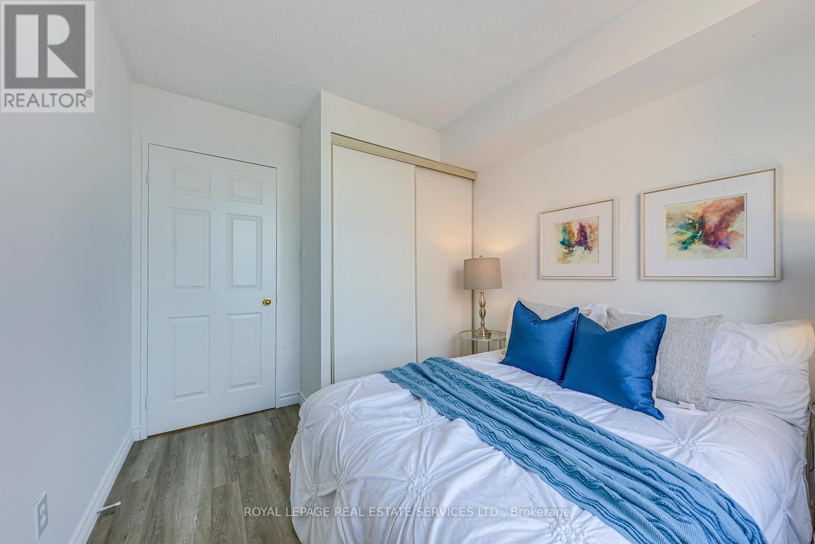 1008 - 265 Enfield Place, Mississauga, Ontario  L5B 3Y7 - Photo 19 - W12490126