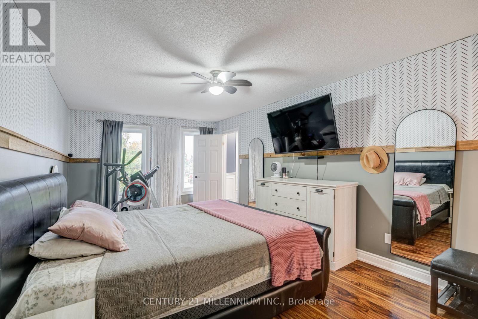 28 Bristol Avenue, Brampton, Ontario  L6X 2B3 - Photo 35 - W12492592