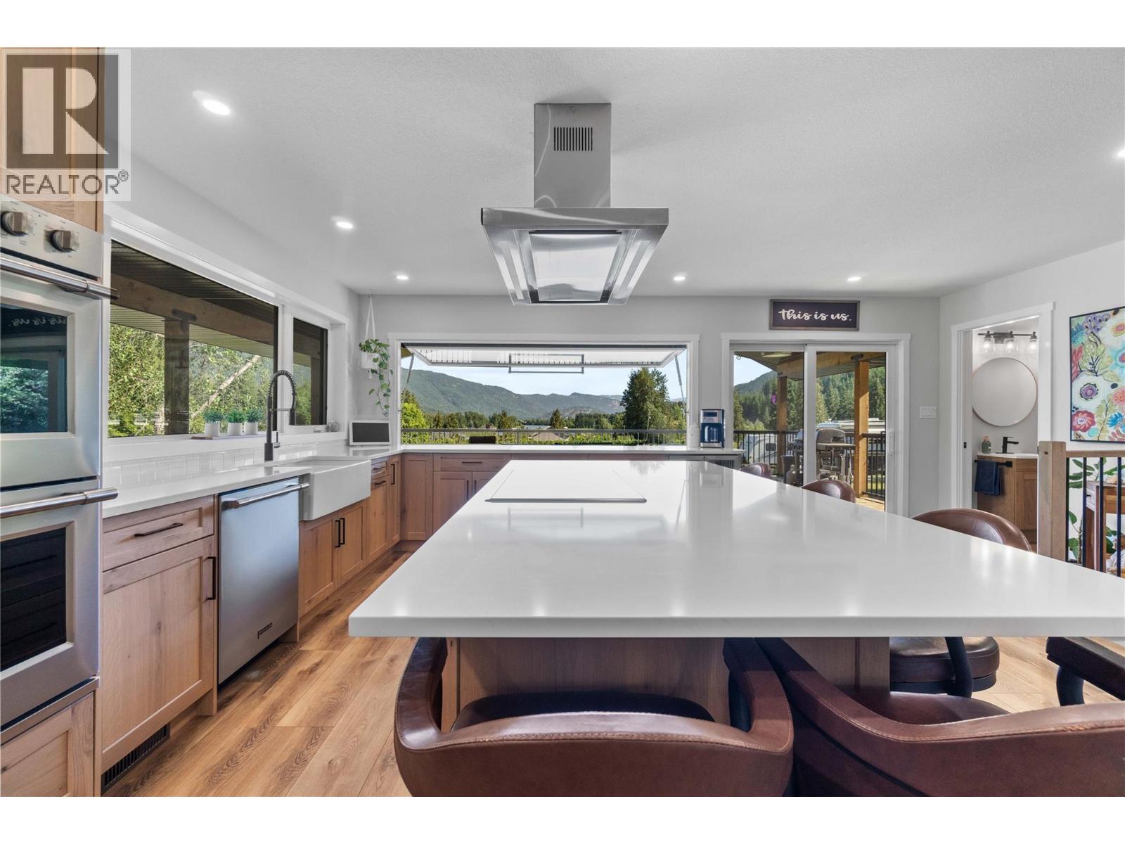 22 Parsons Road, Mara, British Columbia  V0E 2K0 - Photo 33 - 10356657